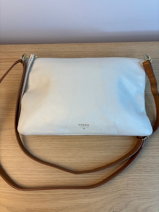 Fossil Handbags - Fossil White Pebbled Leather Crossbody with Brown Strap